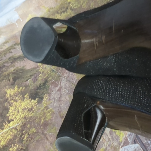 STUART weitzman leather black heels size 7.5 narrow - Picture 6 of 10